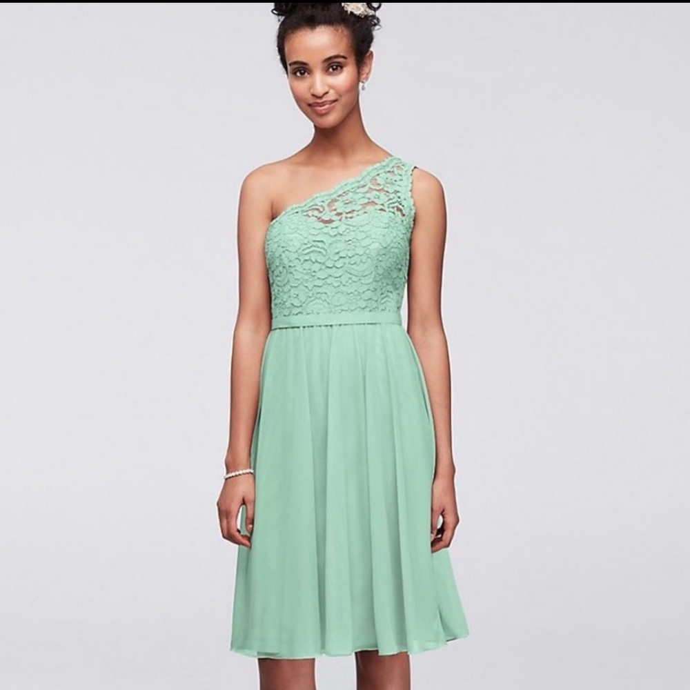 One-shoulder mint dress
